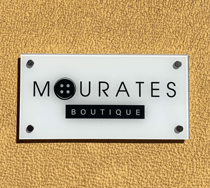 Mourates on the wall